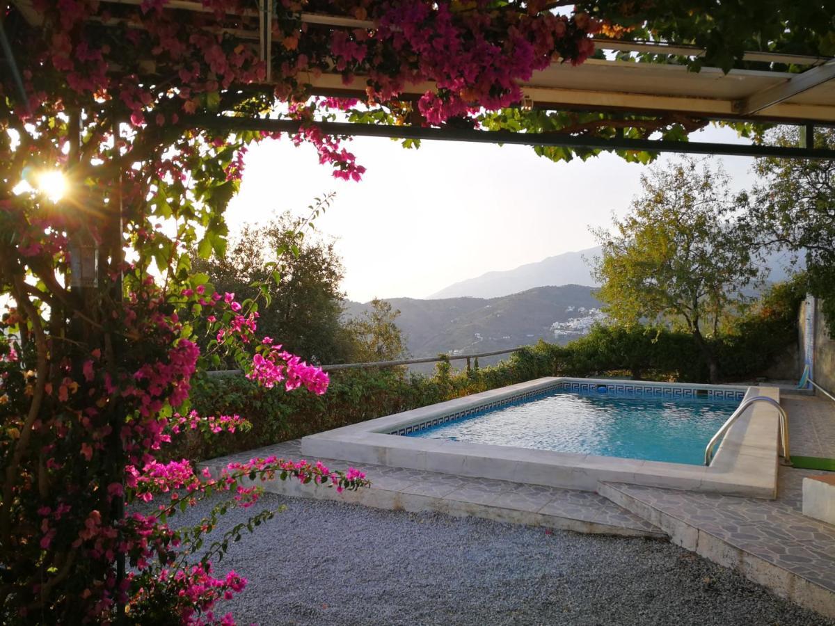 Casa Lola Villa Sayalonga Exterior photo